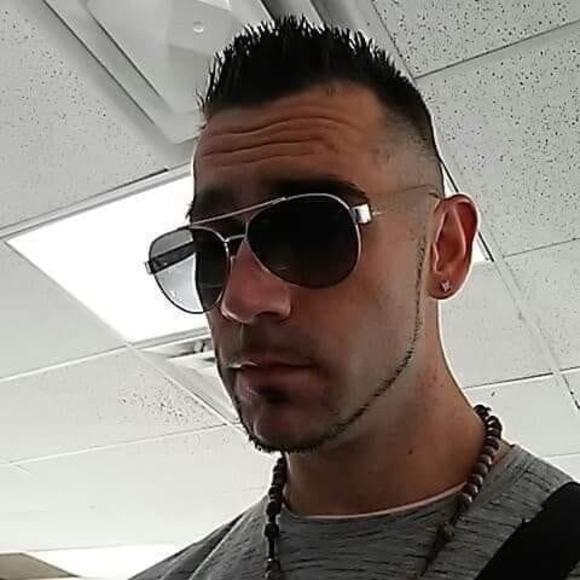 Meet your Posher, Aaron - Picture 1 of 1